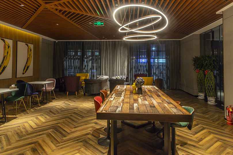 2楼餐厅.jpg 2楼餐厅.jpg